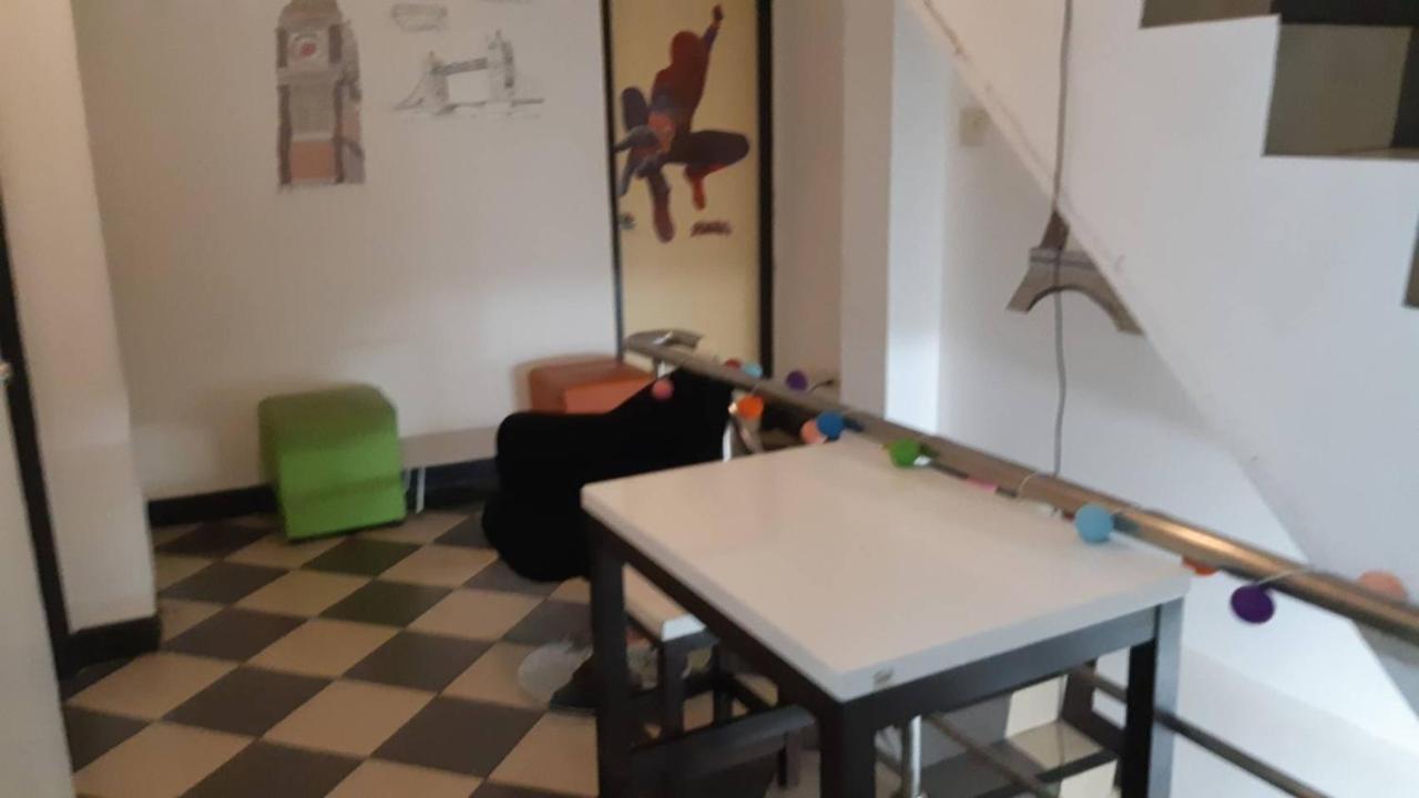 Vr Hostel Khaosan Бангкок Экстерьер фото